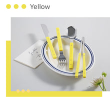 Load image into Gallery viewer, Casabello Vibrant Handle Cutlery Set Premium 304 Stainless Steel Flatware with Vibrant Polka Dot Handles, Durable & Elegant Tableware for Stylish Dining