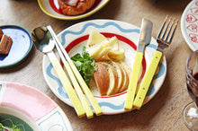 Load image into Gallery viewer, Casabello Vibrant Handle Cutlery Set Premium 304 Stainless Steel Flatware with Vibrant Polka Dot Handles, Durable & Elegant Tableware for Stylish Dining