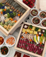 Load image into Gallery viewer, Cypress Wood Steamer inclouded Griddle&lids (Big Size 13.58" * 11.61")