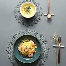 Load image into Gallery viewer, LIANA Silicone Round Placemats for Dining Table