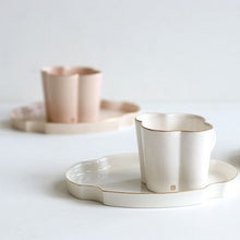 Load image into Gallery viewer, Gold Rim Coffee Cup & Tray Set