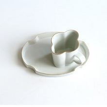 Load image into Gallery viewer, Gold Rim Coffee Cup & Tray Set
