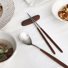 Load image into Gallery viewer, Premium Walnut wood Handle Flatware set