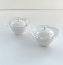 Load image into Gallery viewer, [YOONSEOKJUN] Flower Bowl with Lid
