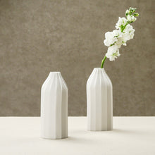 Load image into Gallery viewer, [LEE YOUNG AH] Graceful Vase No.2 long

